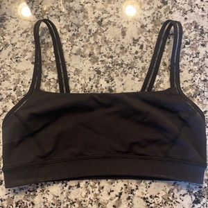 Lululemon Size 6 Sports Bra
